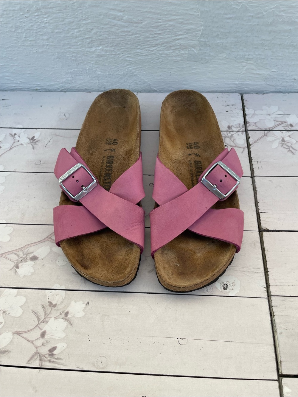Birkenstock Women’s Pink Crossover Buckle Sandals